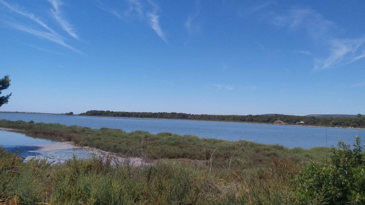 Cabanes Des Aresquiers Frontignan ภายนอก รูปภาพ