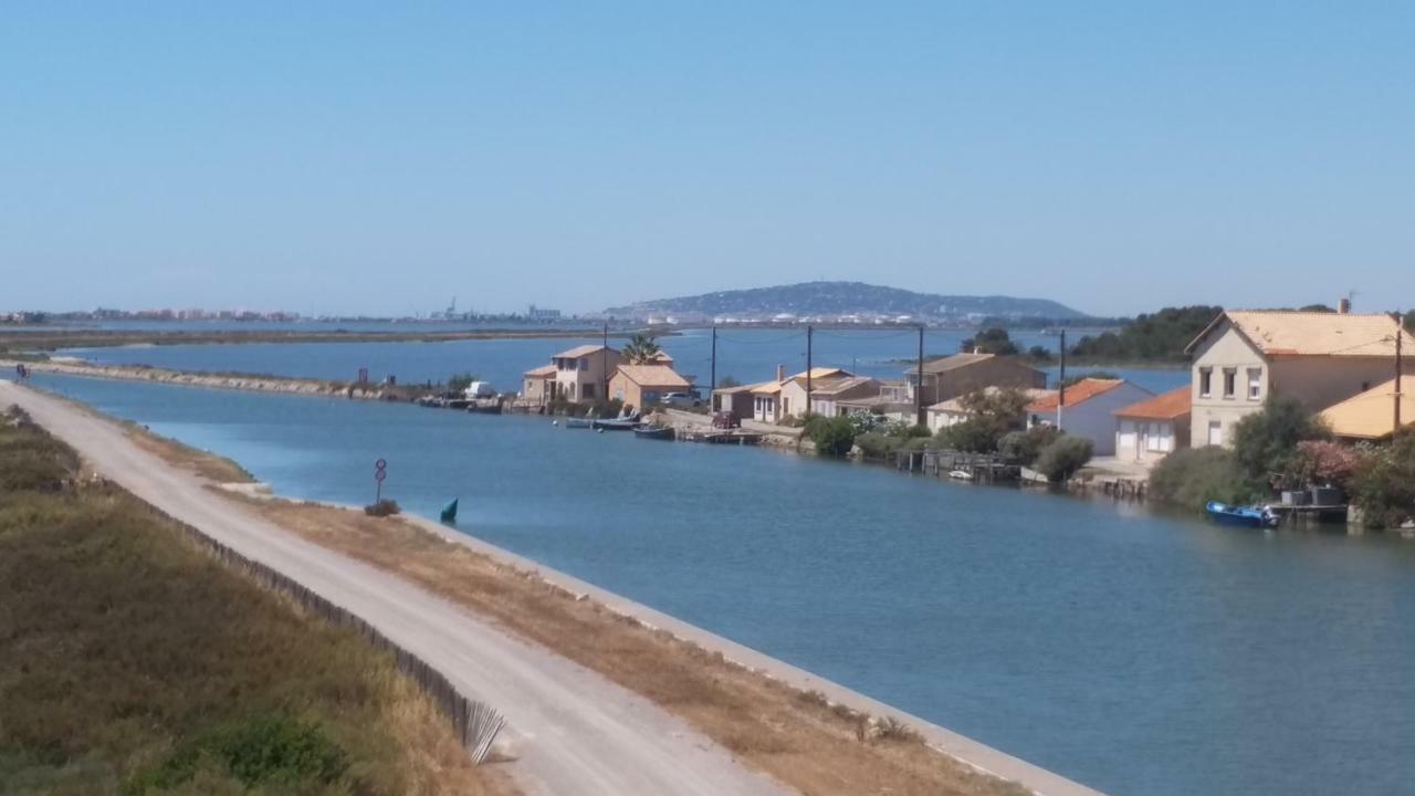 Cabanes Des Aresquiers Frontignan ภายนอก รูปภาพ